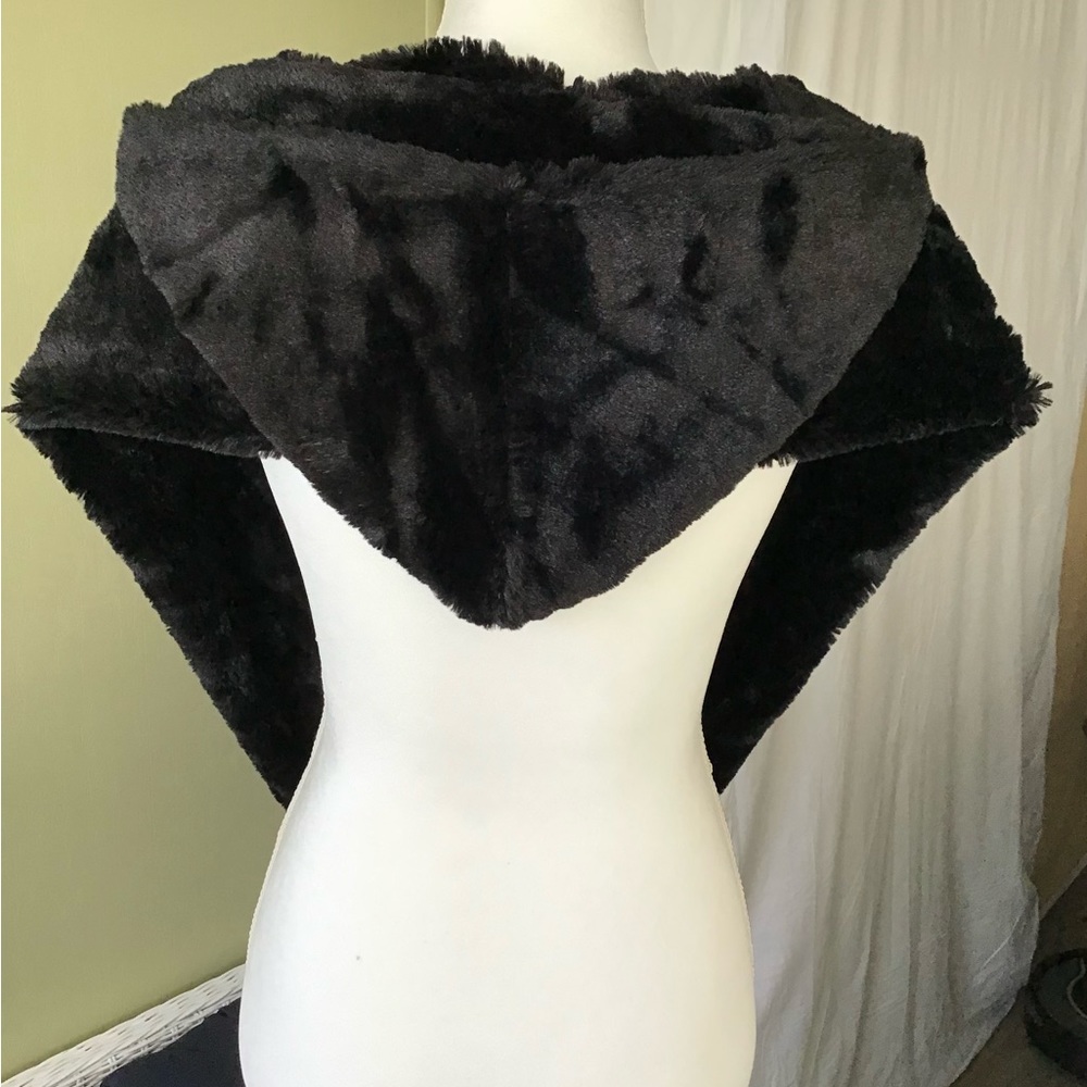 Scarf - Picture 3 of 3